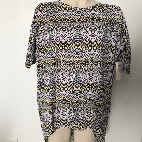 NWT LulaRoe Irma top - Picture 2 of 4